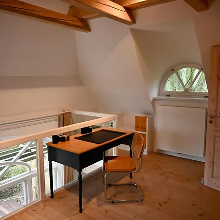 Op De Warft Тённинг