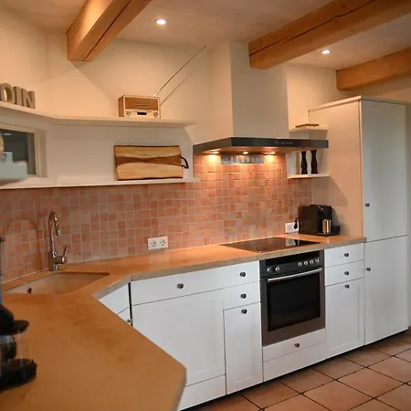 Semesterbostad Op De Warft *